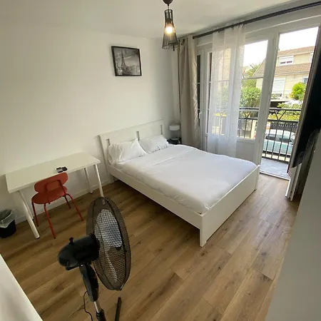 ゲストハウス G-logement-francilien Aeroport Cdg, Parc Des Expositions Villepinte, Bourget, Asterix.